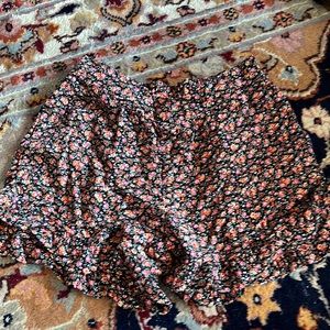 GapKids Floral Shorts size 8